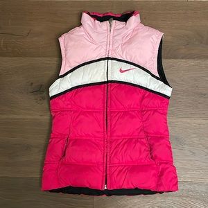 Nike Girls Puffer Vest Pink Front Pockets Full Zip Inside Pocket Size Medium